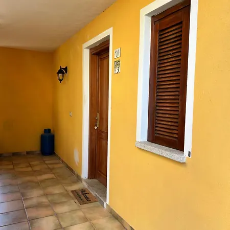 Gini House * Agrustos